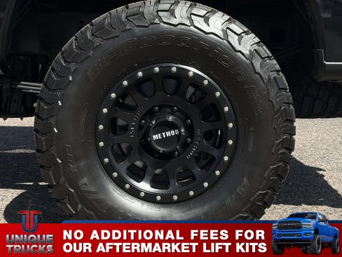 Used 2023 Ford F250 Lariat w/ Lariat Ultimate Package image 10