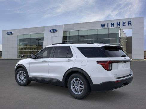 New 2026 Ford Explorer Active image 4