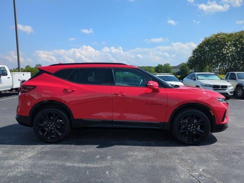 Used 2021 Chevrolet Blazer RS w/ Enhanced Convenience Package FWD image 11