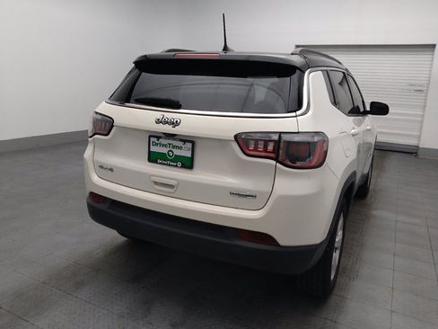 Used 2020 Jeep Compass Latitude w/ Cold Weather Group AWD/4WD image 7