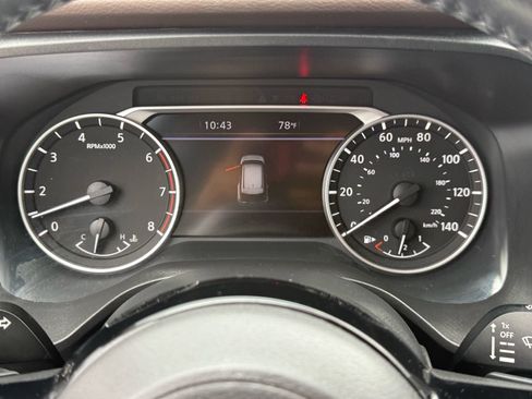 Used 2023 Nissan Rogue SL w/ SL Premium Package FWD image 19