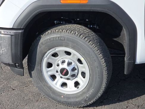 New 2026 GMC Sierra 2500 Pro image 20