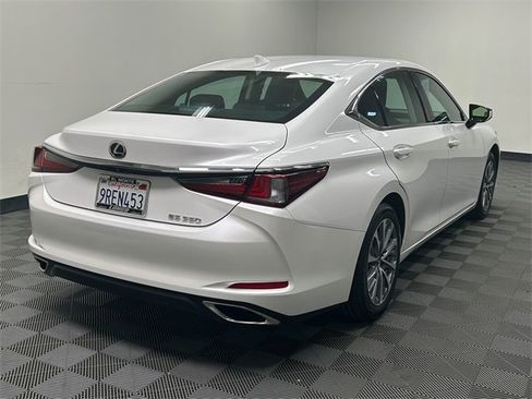 Certified 2025 Lexus ES 350 image 5