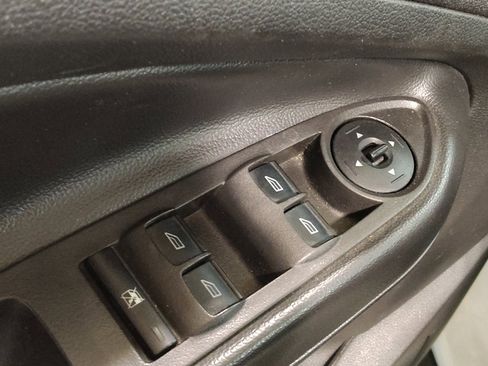 Used 2019 Ford Escape S FWD image 27