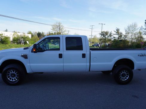 Used 2010 Ford F350 XL image 4