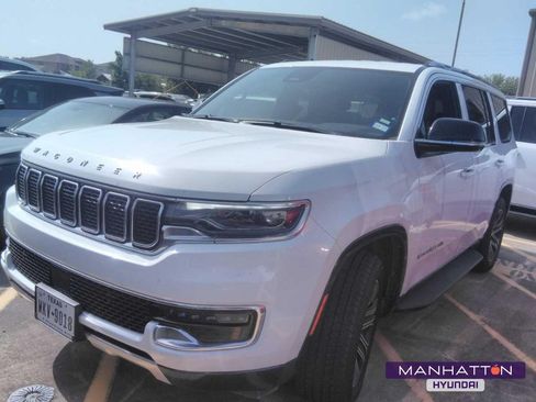 Used 2025 Jeep Wagoneer Series II w/ 8-Passenger Seating Package AWD/4WD image 1