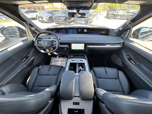 New 2025 Lincoln Navigator Reserve w/ Jet Appearance Package image 21