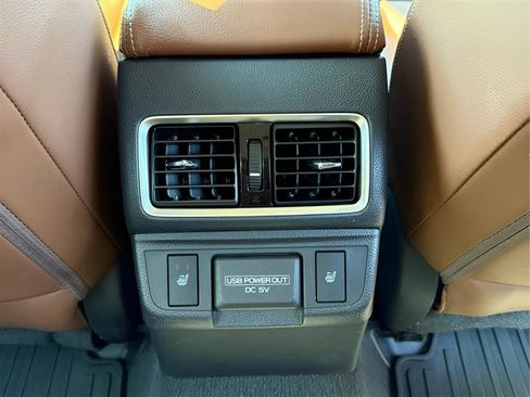 Used 2018 Subaru Outback 3.6R Touring w/ Popular Package #3 image 30