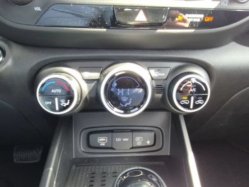New 2026 Hyundai Venue SEL FWD image 26
