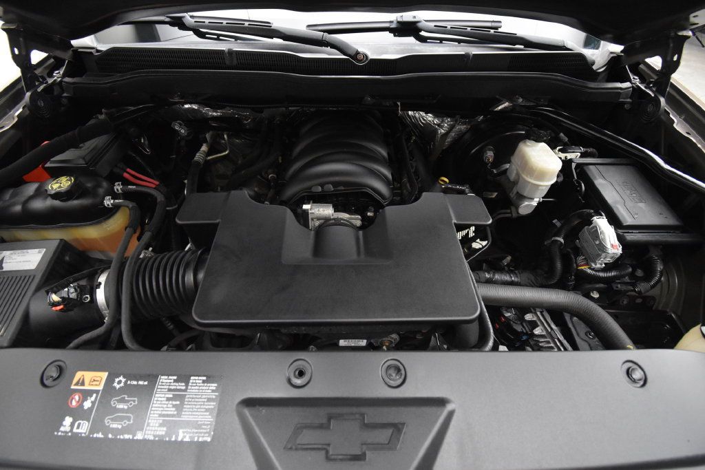 Used 2015 Chevrolet Silverado 1500 LTZ w/ LTZ Plus Package AWD/4WD image 23