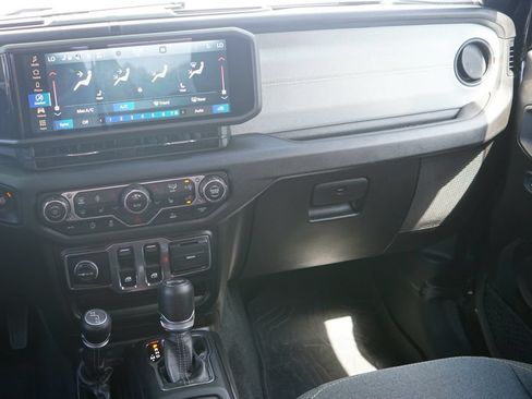 Used 2024 Jeep Wrangler Sport AWD/4WD image 23