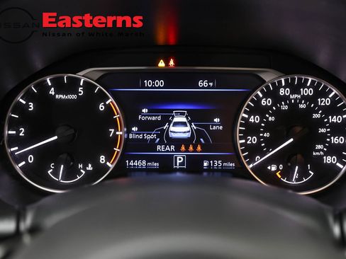 Used 2023 Nissan Altima 2.0 SR FWD image 18