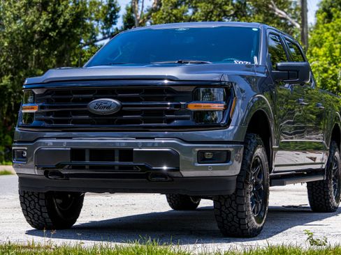 New 2025 Ford F150 XLT w/ Equipment Group 302A MID image 8