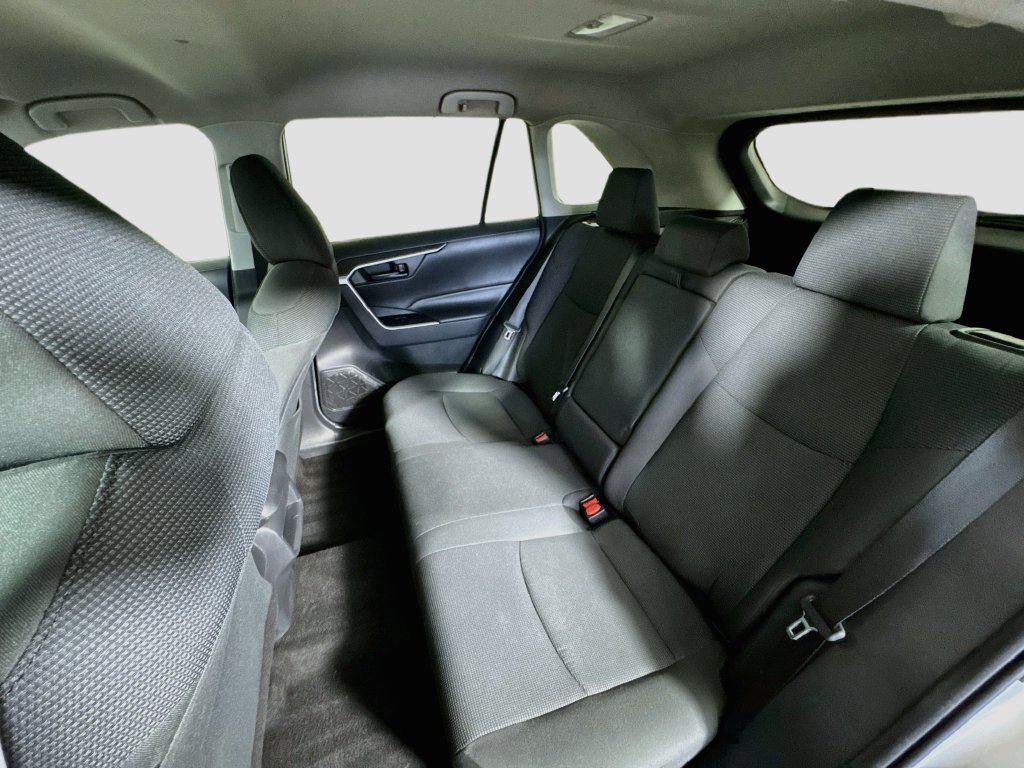 Used 2019 Toyota RAV4 LE w/ All Weather Liner Package AWD/4WD image 26