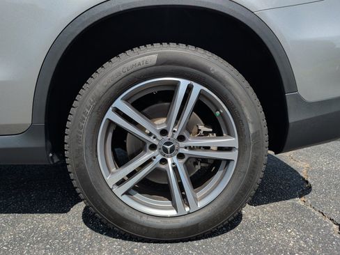 Used 2020 Mercedes-Benz GLC 300 4MATIC image 26