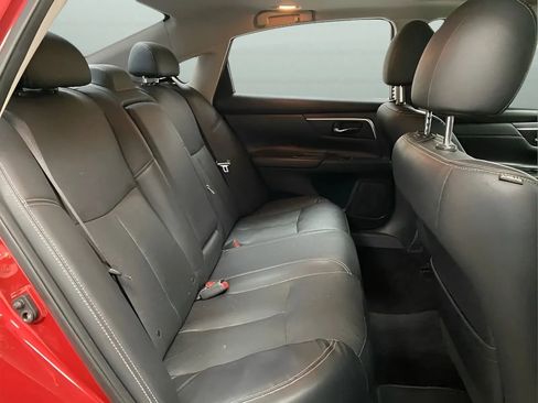 Used 2016 Nissan Altima 2.5 SL w/ 2.5 Technology Package FWD image 13