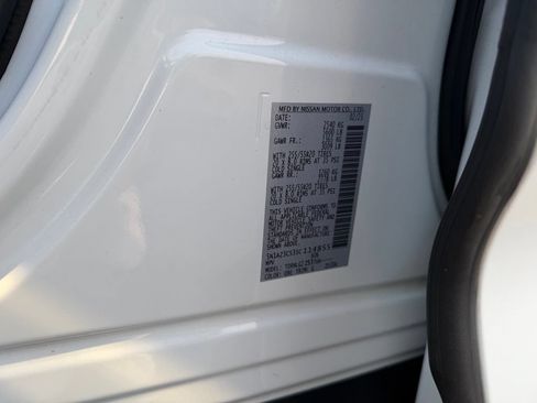 Used 2025 Nissan Murano SL AWD/4WD image 34