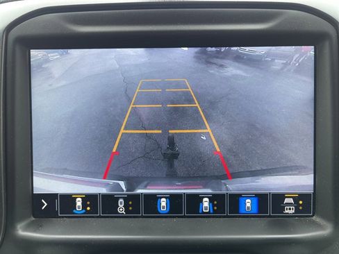 Used 2021 GMC Sierra 2500 AT4 w/ AT4 Premium Plus Package image 13