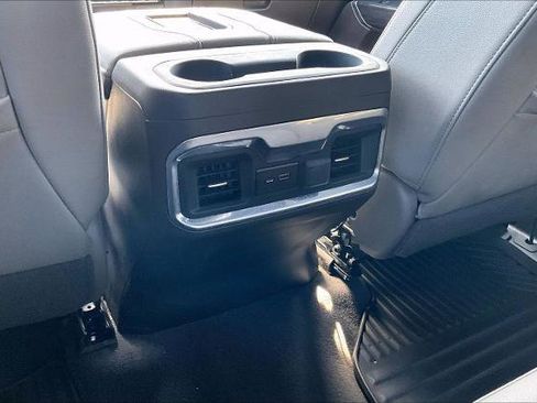 Used 2022 Chevrolet Silverado 1500 LTZ w/ LTZ Premium Package image 10