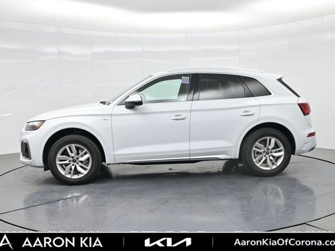 Used 2023 Audi Q5 2.0T Premium w/ Convenience Package AWD/4WD image 34