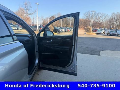 Used 2020 Hyundai Santa Fe Limited image 18