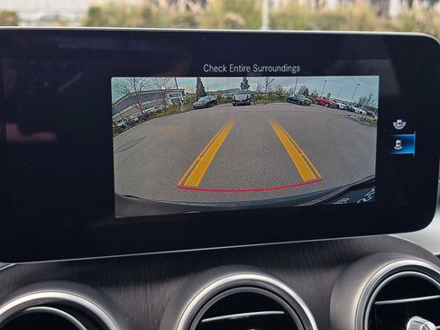 Used 2020 Mercedes-Benz GLC 300 image 31