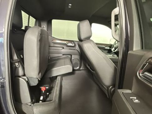 Used 2024 Chevrolet Silverado 1500 LT Trail Boss AWD/4WD image 29