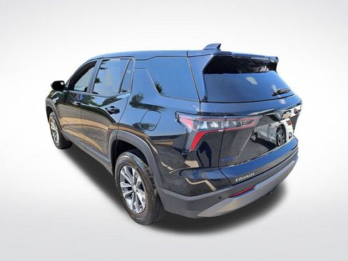 Used 2026 Chevrolet Equinox LT w/ Convenience Package II FWD image 7