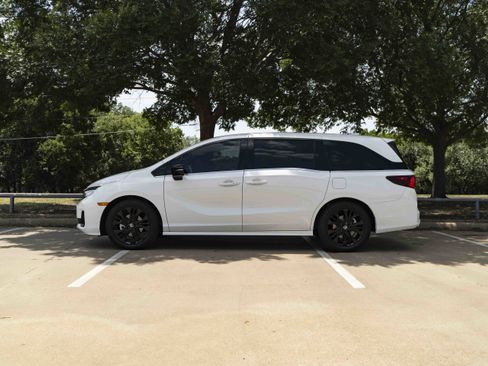 Used 2026 Honda Odyssey Sport-L image 6