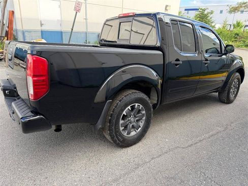 Used 2018 Nissan Frontier PRO-4X AWD/4WD image 22