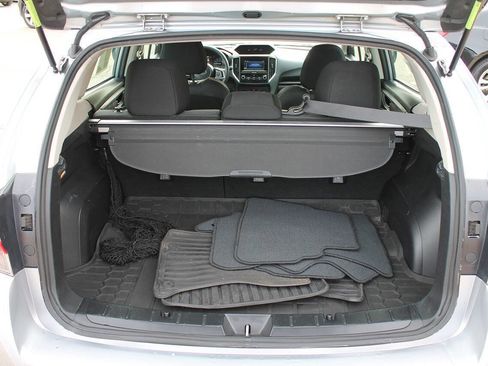 Used 2017 Subaru Impreza 2.0i Premium image 18