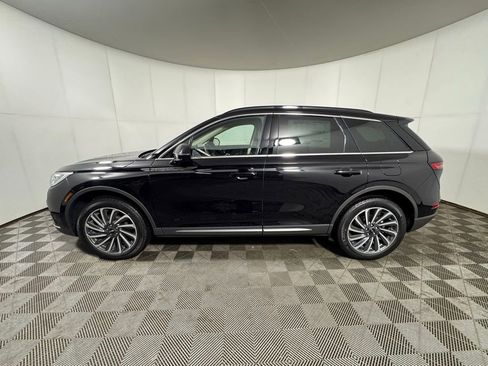 New 2026 Lincoln Corsair Premiere image 2