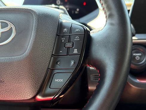 Used 2023 Toyota Prius Prime FWD image 27