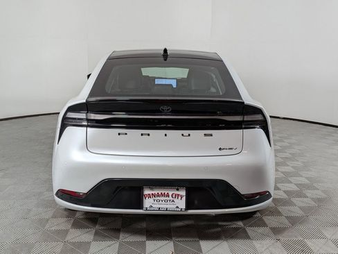 Used 2025 Toyota Prius Plug-In Hybrid w/ Limited Premium Package FWD image 4