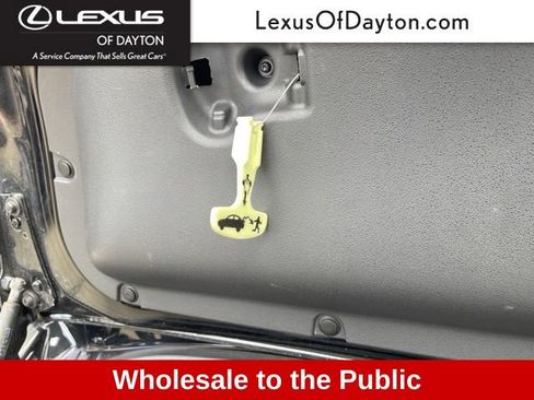 Used 2006 Chrysler Crossfire Limited RWD image 19