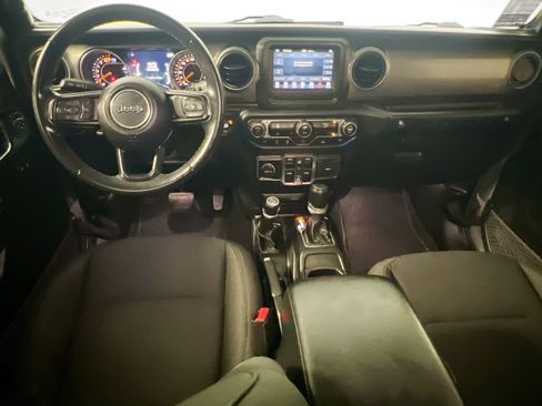 Used 2021 Jeep Wrangler Unlimited Sport AWD/4WD image 30