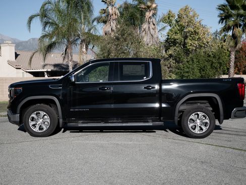 New 2024 GMC Sierra 1500 SLE w/ Preferred Package image 14