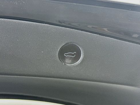 Used 2023 Tesla Model 3 Standard Range RWD image 30