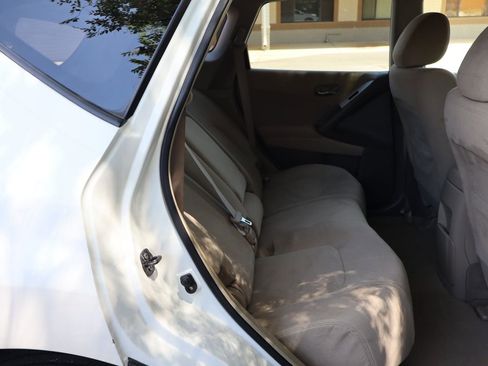 Used 2012 Nissan Murano SV AWD/4WD image 21