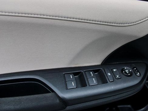 Used 2017 Honda Civic EX image 16