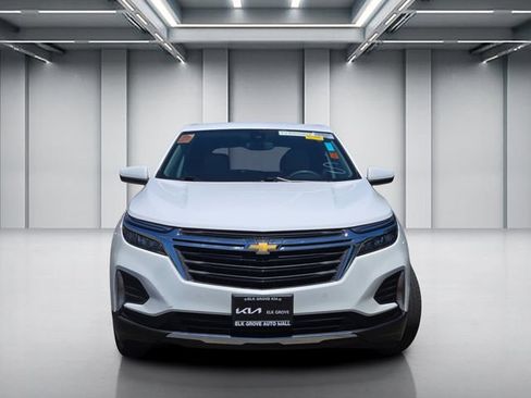 Used 2022 Chevrolet Equinox LT FWD image 2