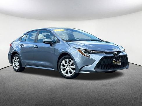 Certified 2021 Toyota Corolla LE FWD image 2