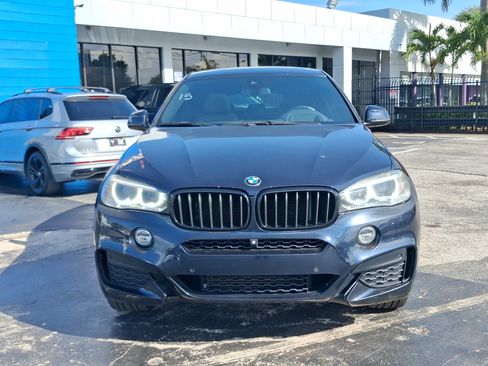 Used 2018 BMW X6 sDrive35i RWD image 3