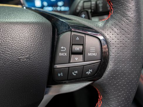 Used 2025 Ford Explorer ST AWD/4WD image 27