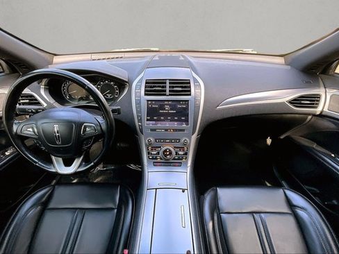 Used 2020 Lincoln MKZ FWD image 16