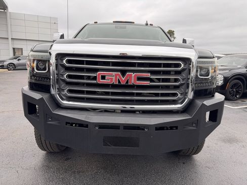 Used 2015 GMC Sierra 2500 Denali w/ Duramax Plus Package image 8