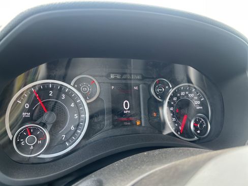 New 2026 RAM 2500 Tradesman w/ Chrome Appearance Group AWD/4WD image 22