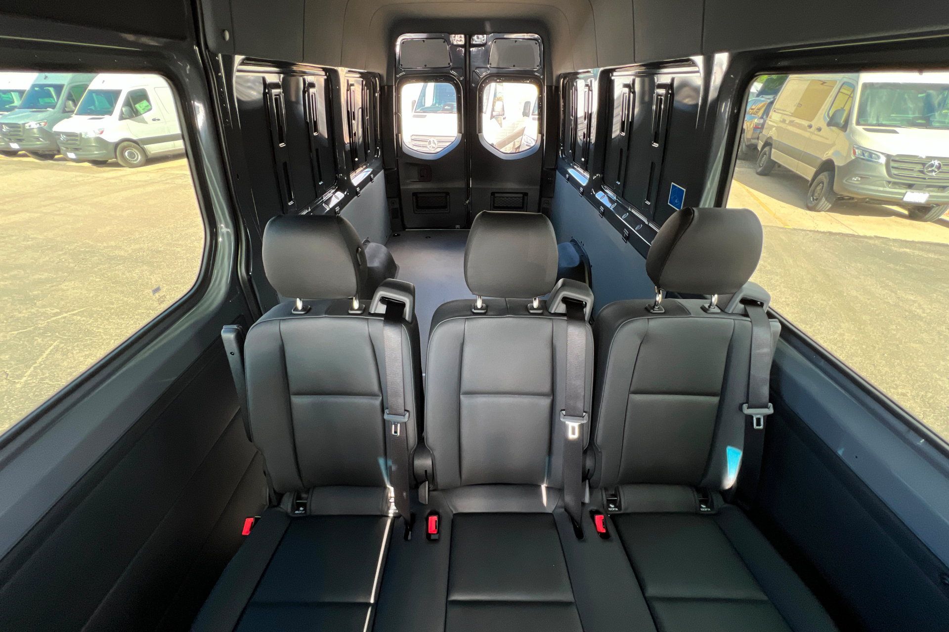 New 2026 Mercedes-Benz Sprinter 2500 image 24
