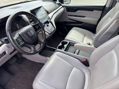 Used 2021 Honda Odyssey Touring image 9