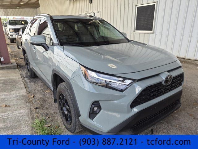 Used 2022 Toyota RAV4 XLE Premium FWD image 1